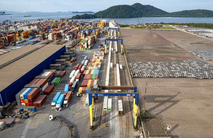 Governo amplia acesso de exportadores e fornecedores ao Plano Brasil Soberano